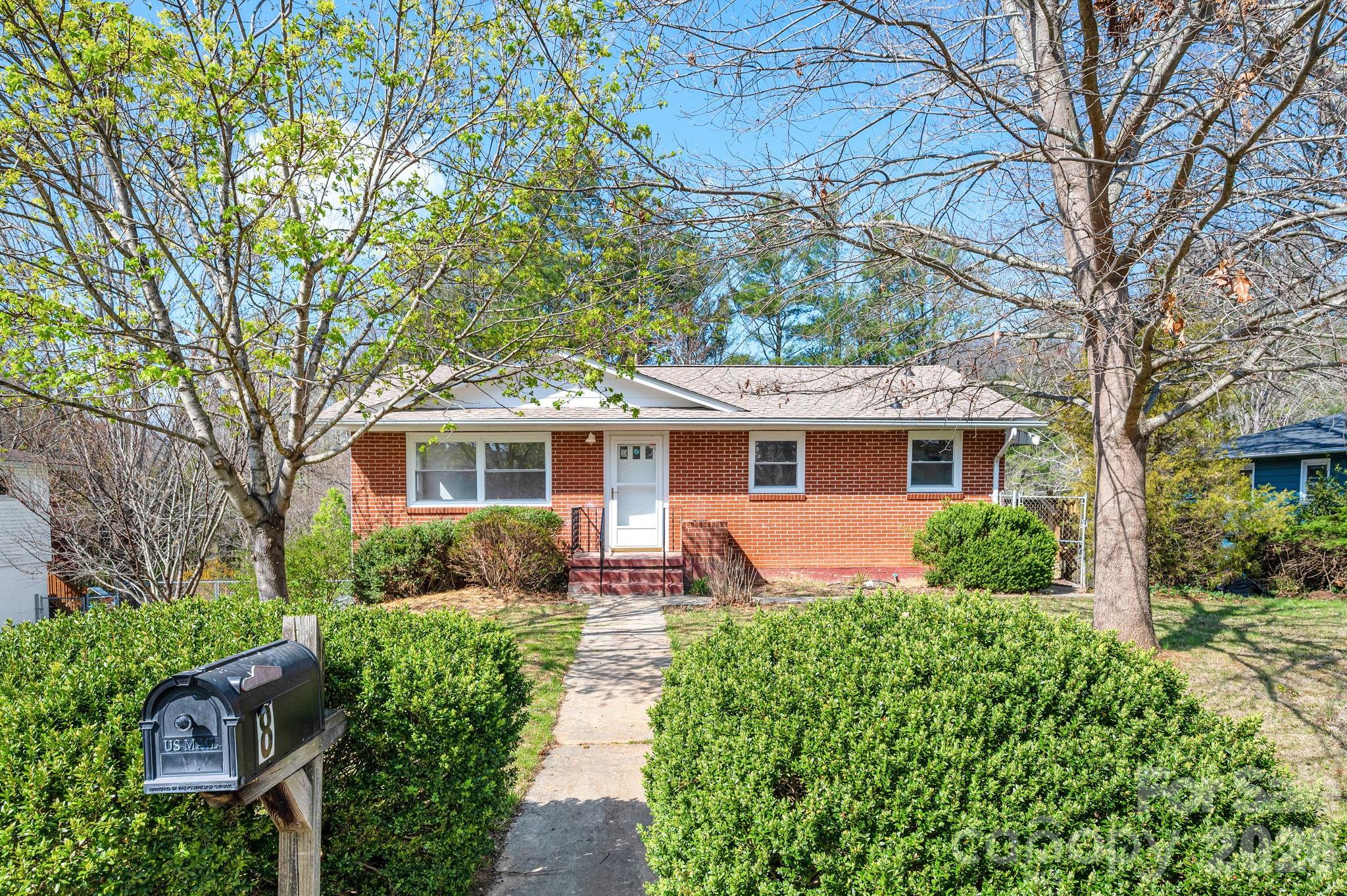 8 N Pershing Road Asheville NC 28805