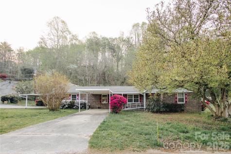 205 Bond Street Marion NC 28752