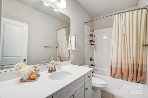 7560 Waverly Walk Avenue Charlotte NC 28277