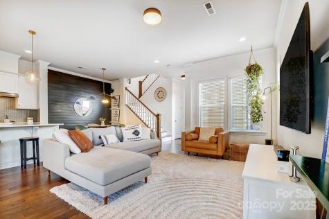 7560 Waverly Walk Avenue Charlotte NC 28277