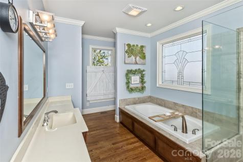 378 Collinsville Road Columbus NC 28722