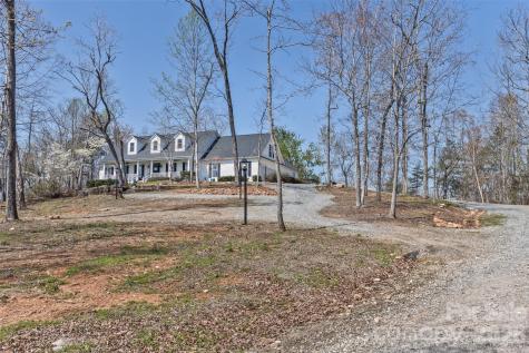 378 Collinsville Road Columbus NC 28722