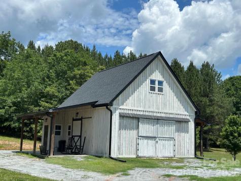 378 Collinsville Road Columbus NC 28722