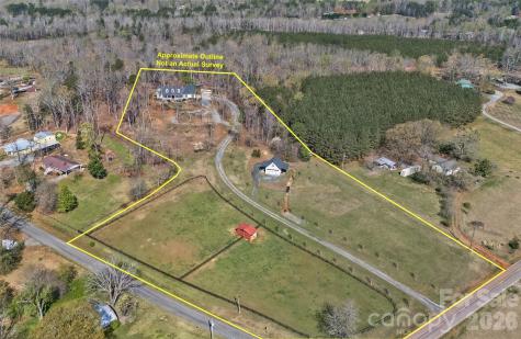 378 Collinsville Road Columbus NC 28722