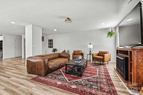 3995 Burton Lane Denver NC 28037