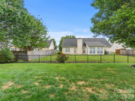 182 Misty Valley Road Fletcher NC 28732