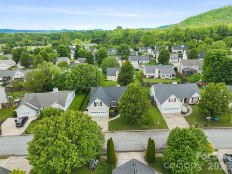182 Misty Valley Road Fletcher NC 28732
