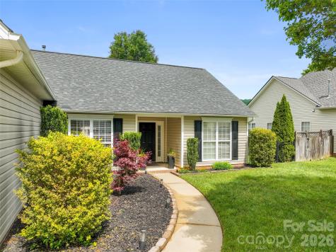 182 Misty Valley Road Fletcher NC 28732