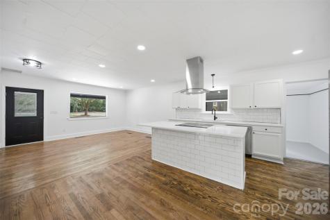 907 Amelia Street Newberry SC 29108