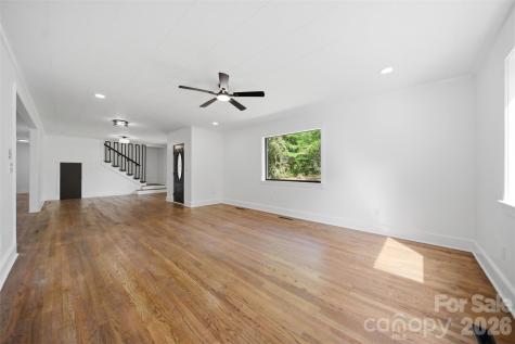 907 Amelia Street Newberry SC 29108