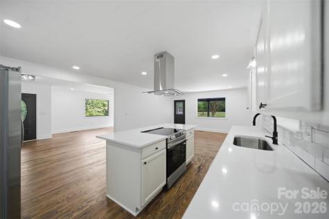 907 Amelia Street Newberry SC 29108