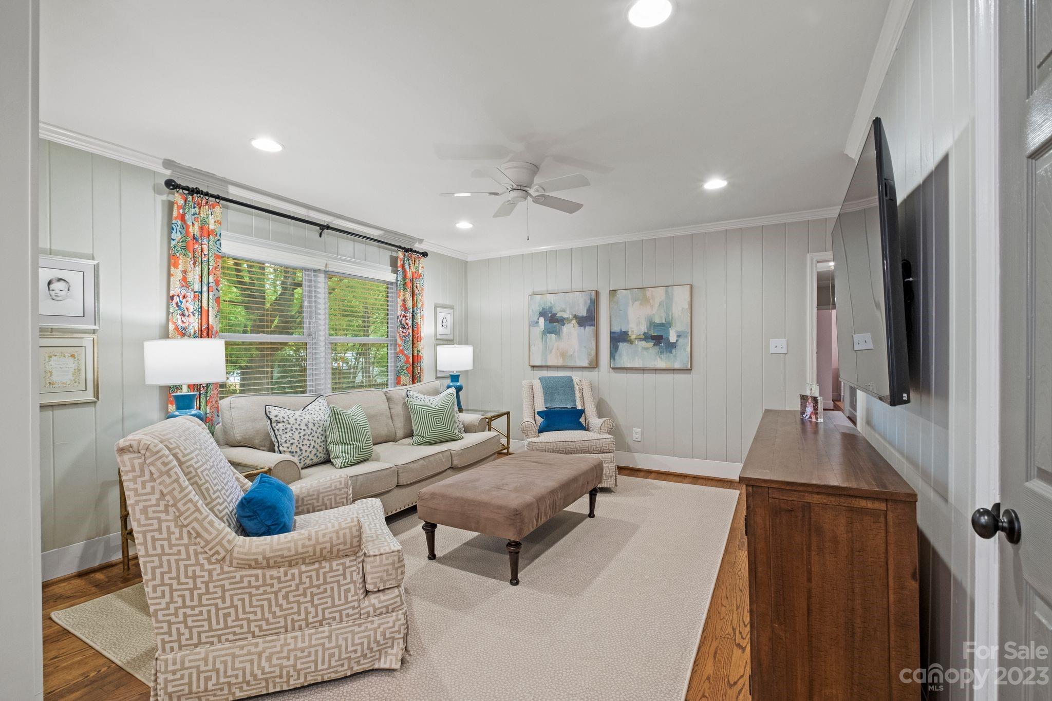 5318 Robinhood Road Charlotte NC 28211