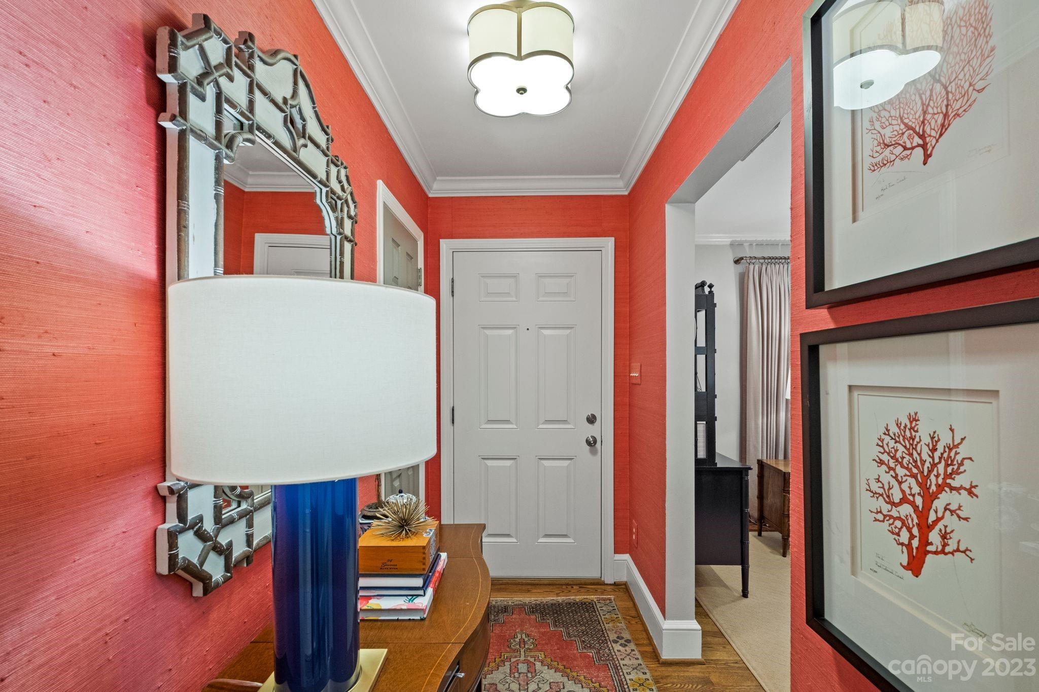 5318 Robinhood Road Charlotte NC 28211