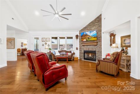 1140 Golden Hill Lane Denver NC 28037