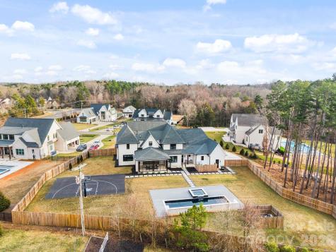 7114 Asbury Village Lane Huntersville NC 28078
