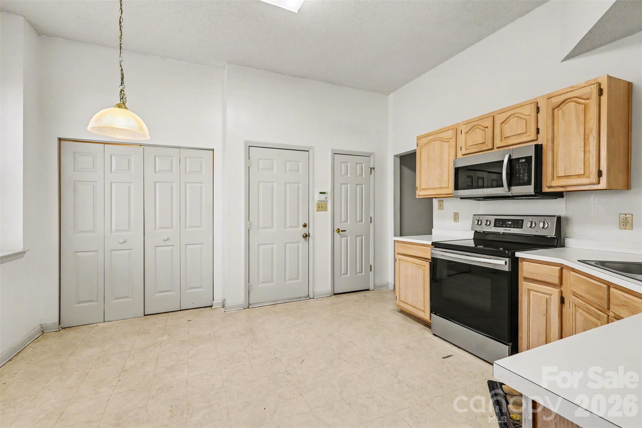 2008 Sloan Drive Charlotte NC 28208