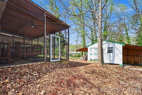 2008 Sloan Drive Charlotte NC 28208