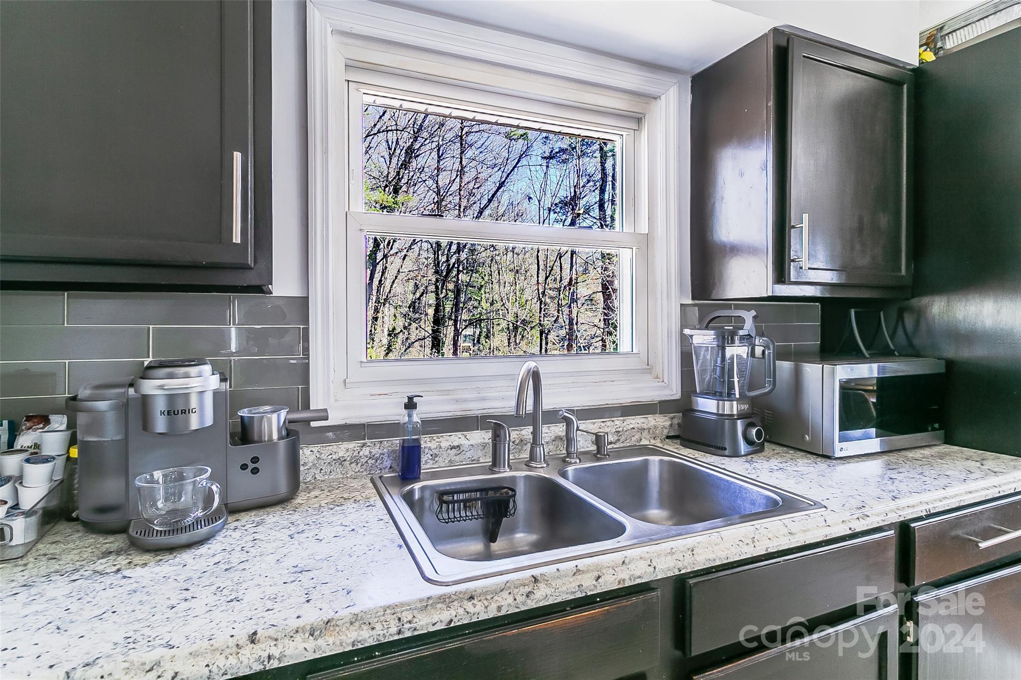 24 Lancelot Lane Asheville NC 28806