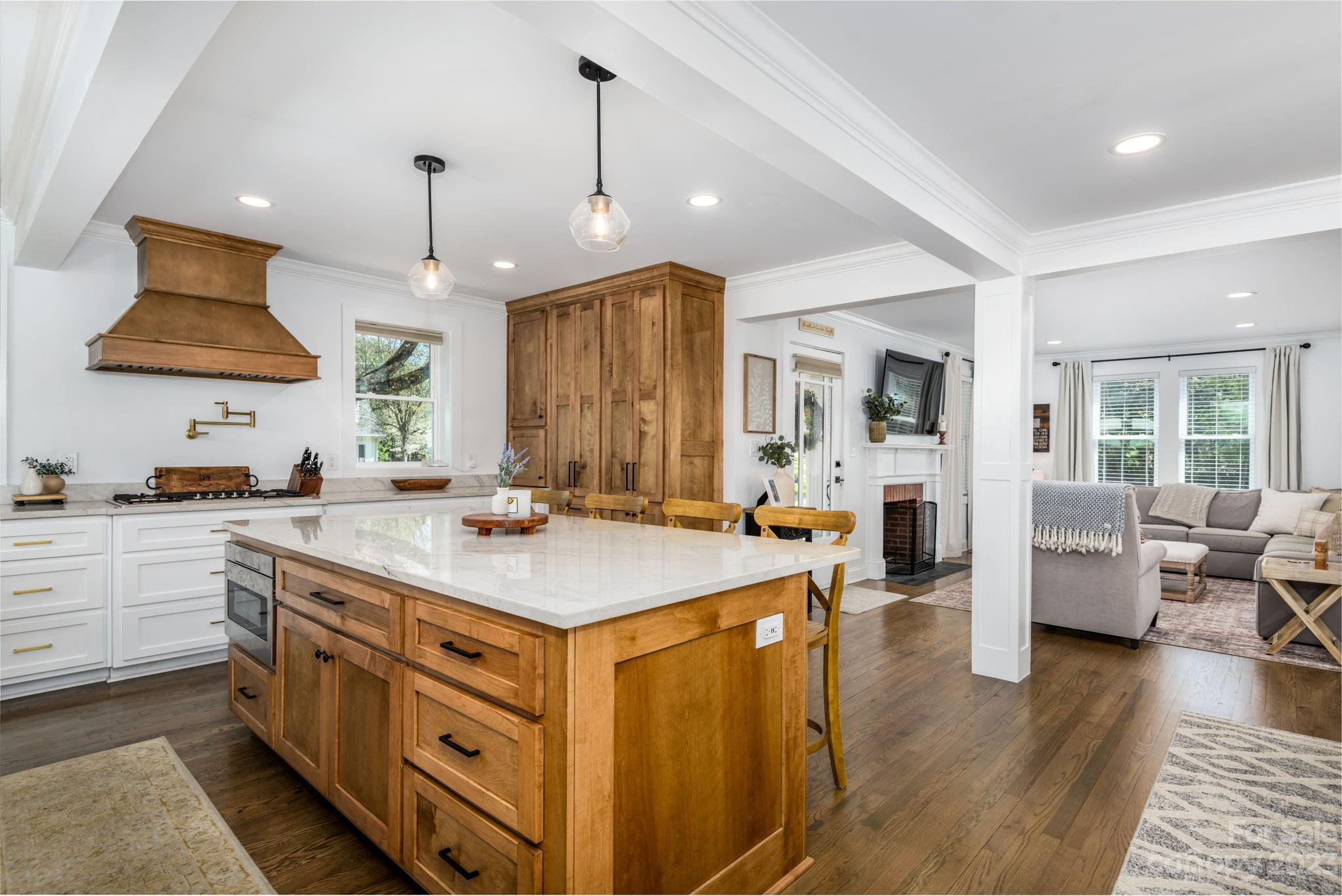 1006 12th Avenue NW Hickory NC 28601