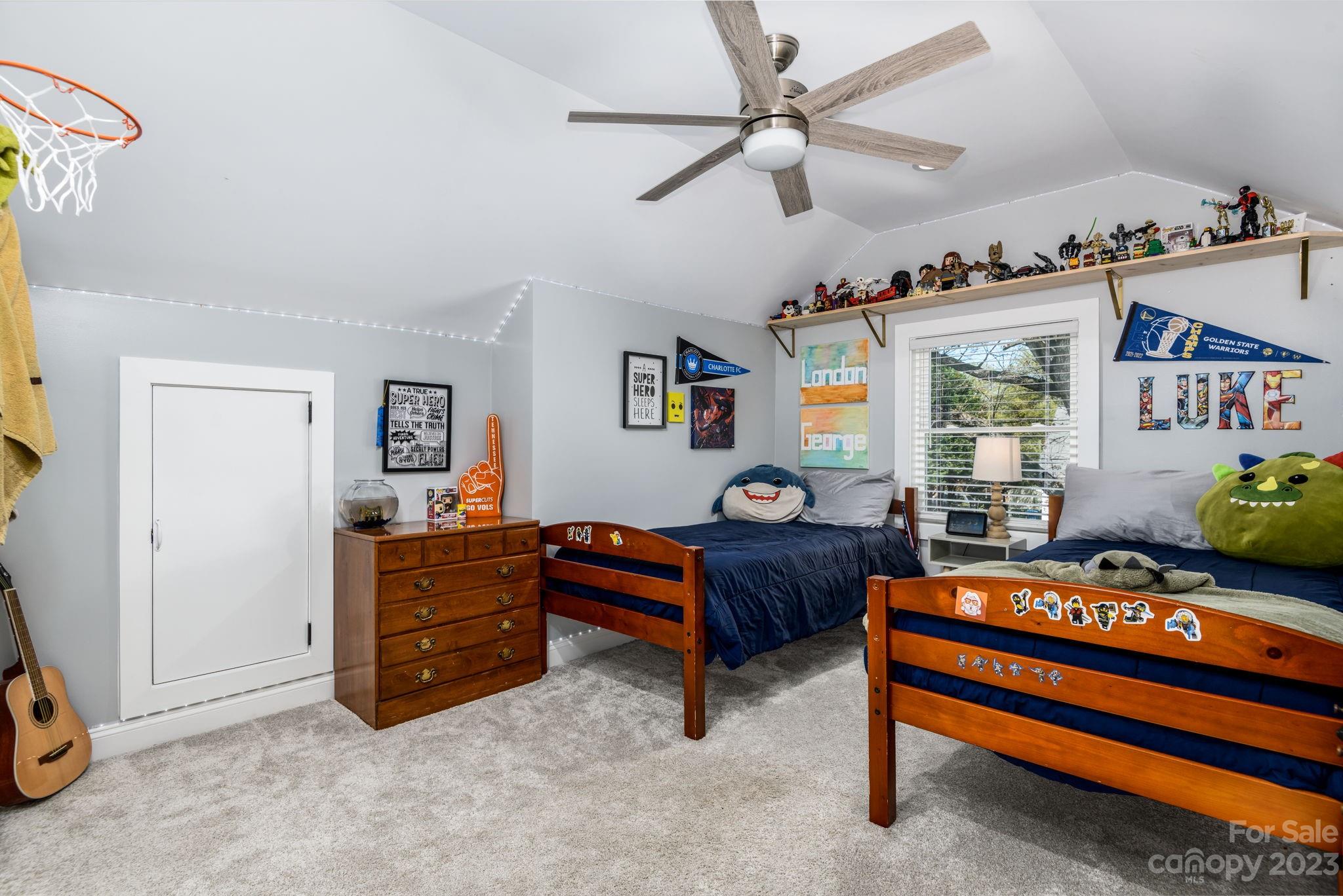 1006 12th Avenue NW Hickory NC 28601