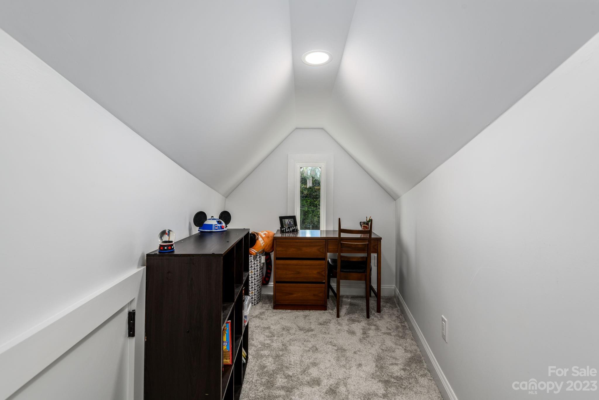 1006 12th Avenue NW Hickory NC 28601