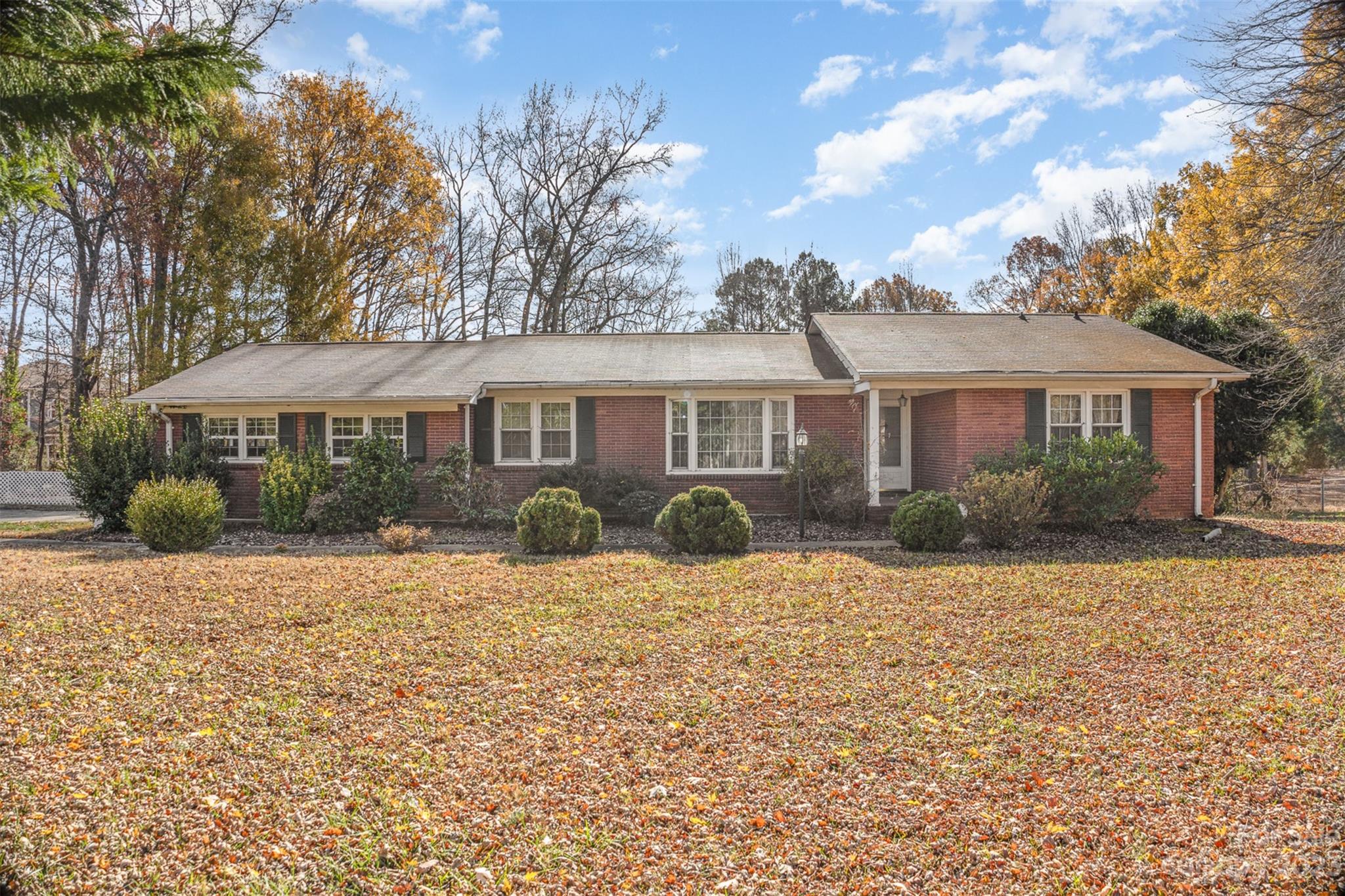 10104 Pinewood Lane Charlotte NC 28269
