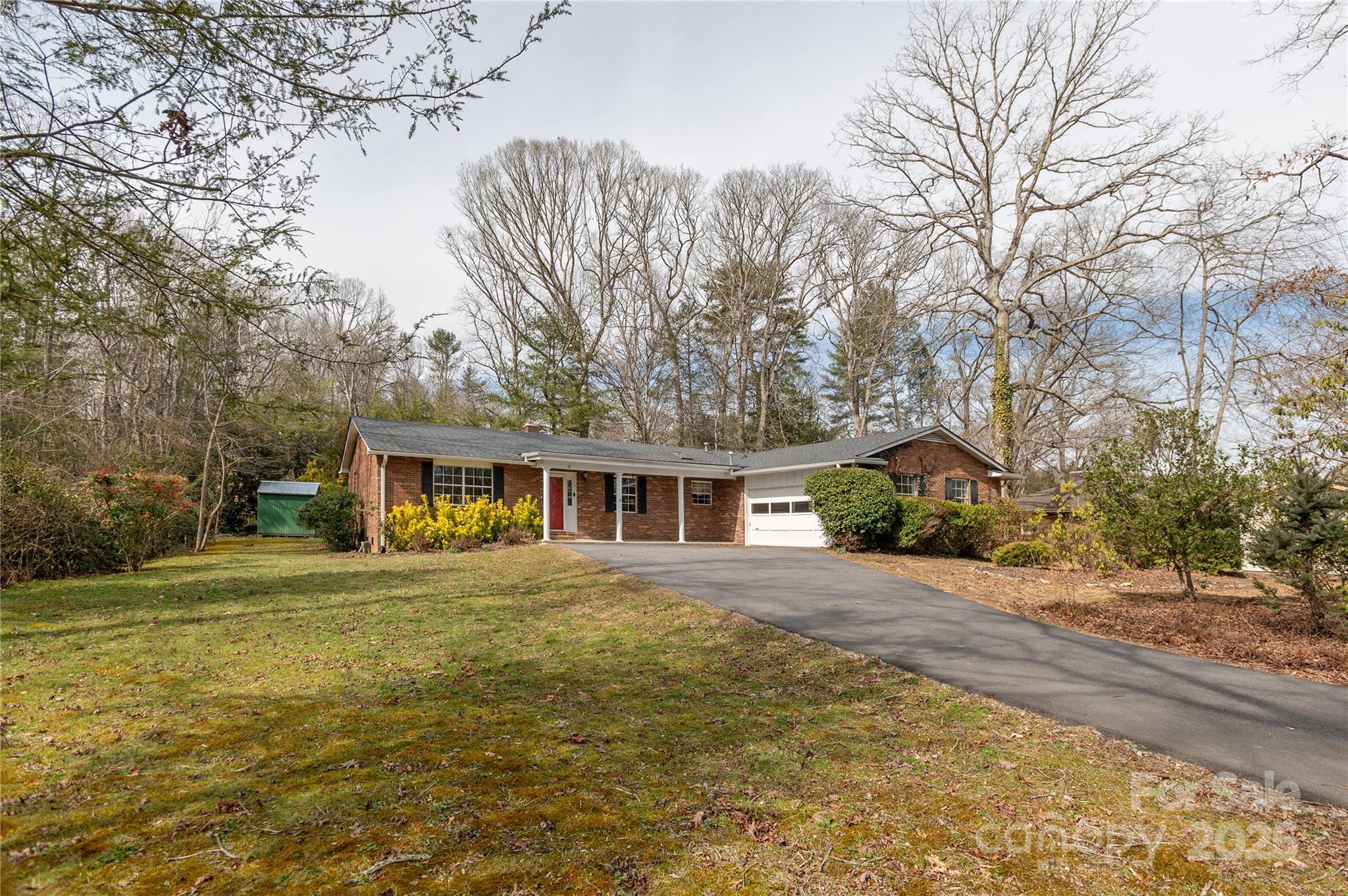 92 N Greenwood Forest Drive Etowah NC 28729