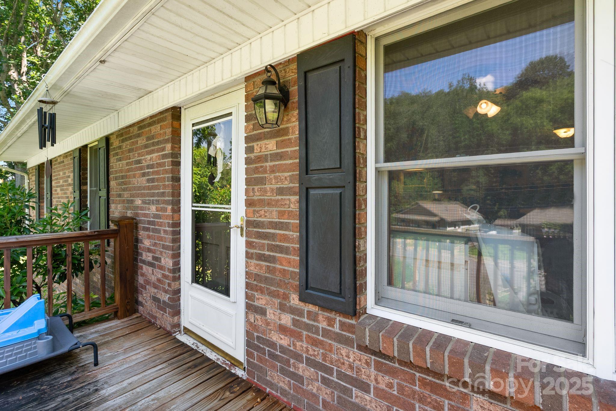 11 Stonecrest Heights Waynesville NC 28786