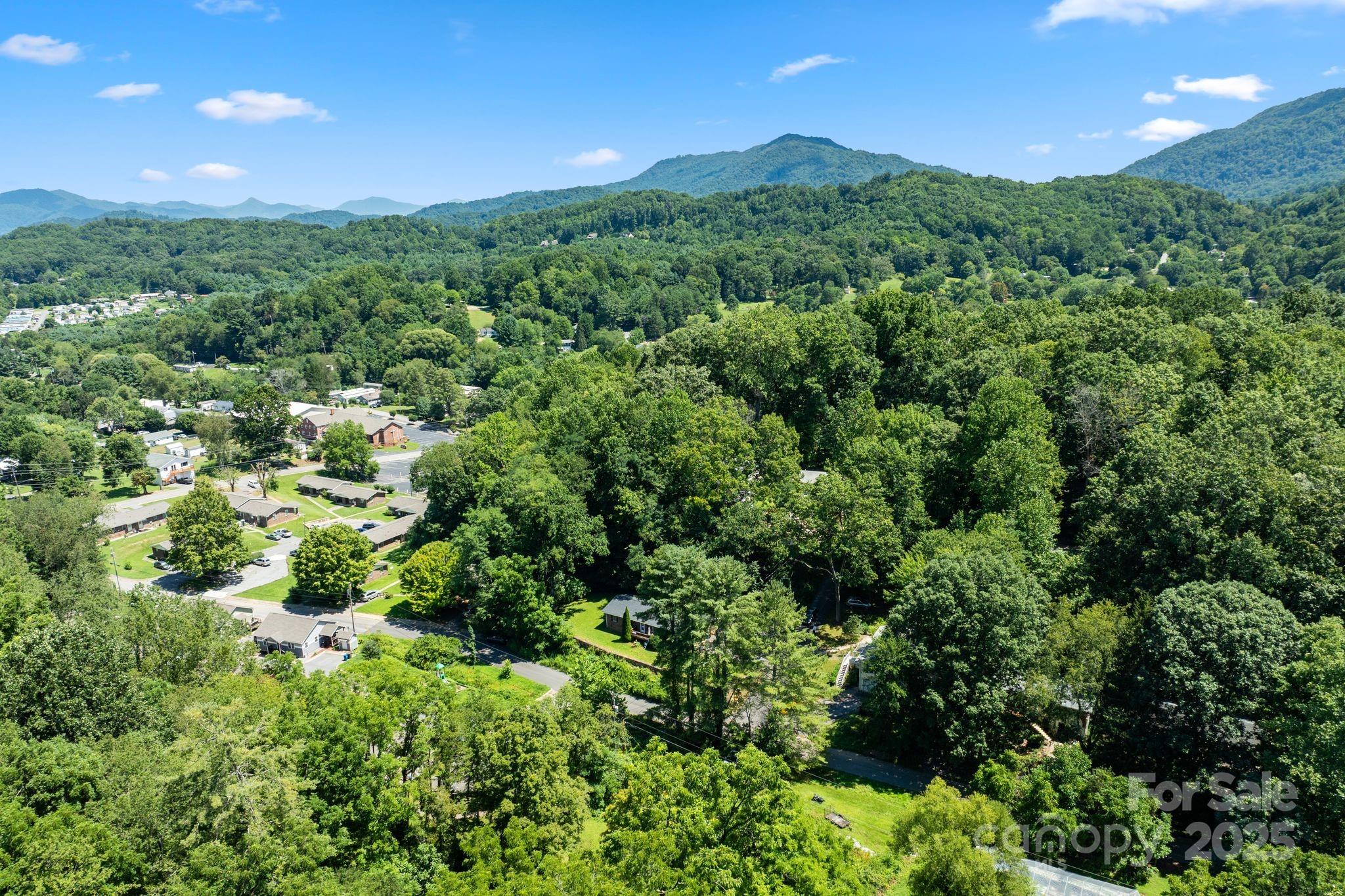 11 Stonecrest Heights Waynesville NC 28786