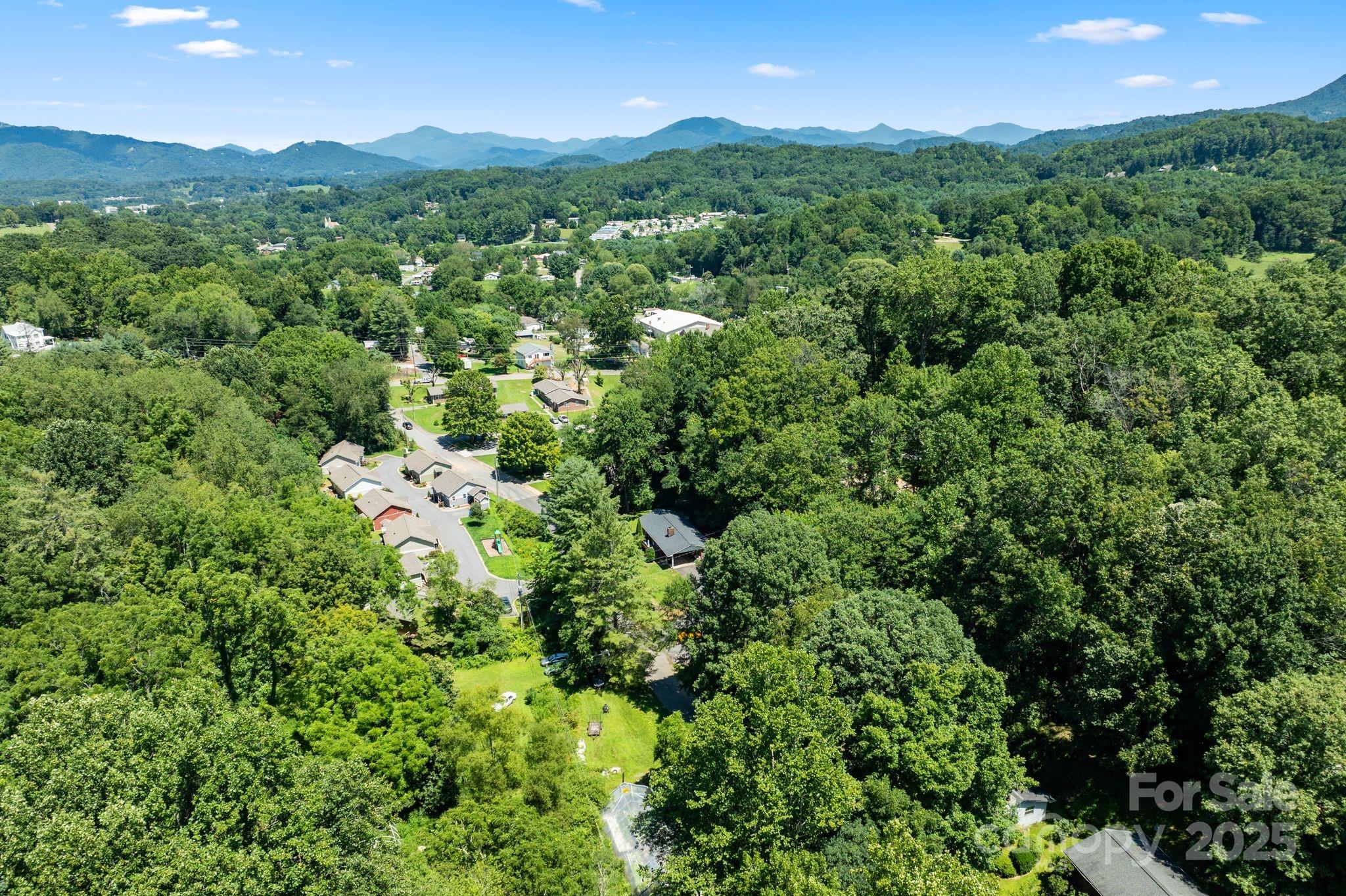 11 Stonecrest Heights Waynesville NC 28786