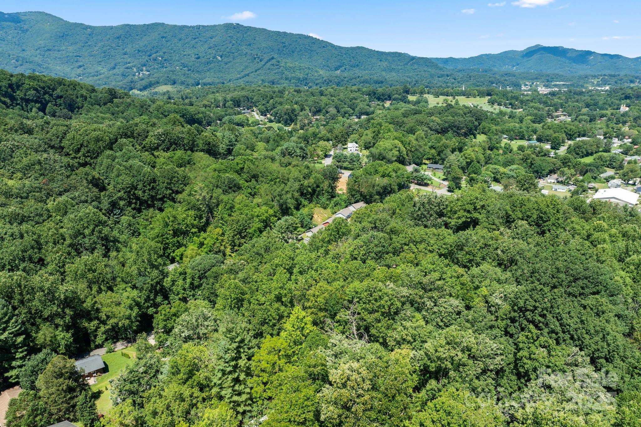 11 Stonecrest Heights Waynesville NC 28786