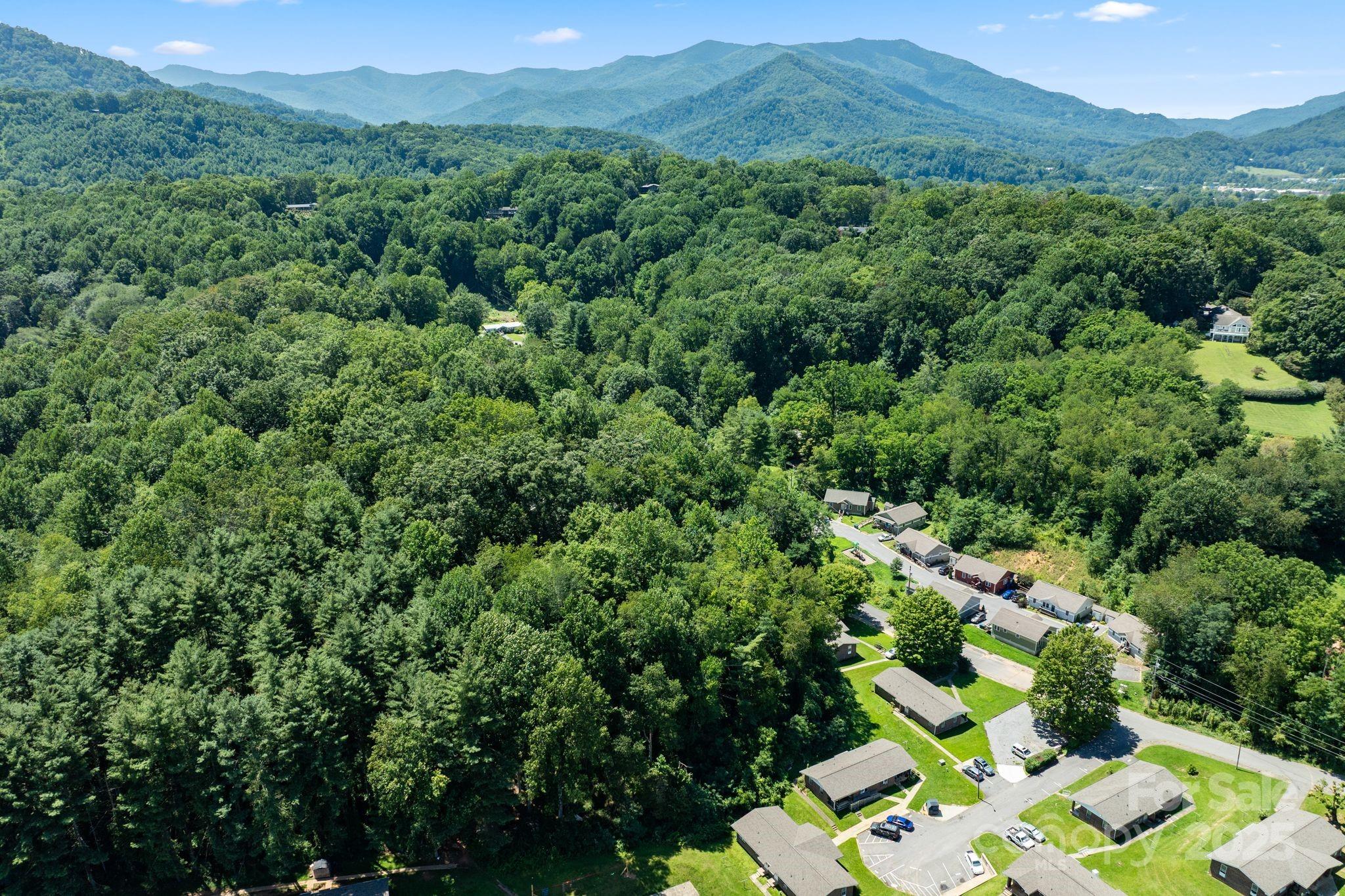 11 Stonecrest Heights Waynesville NC 28786