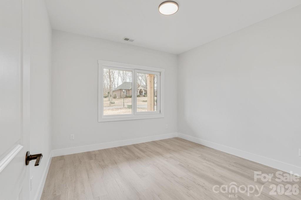 1500 Avalon Oaks Court Dallas NC 28034