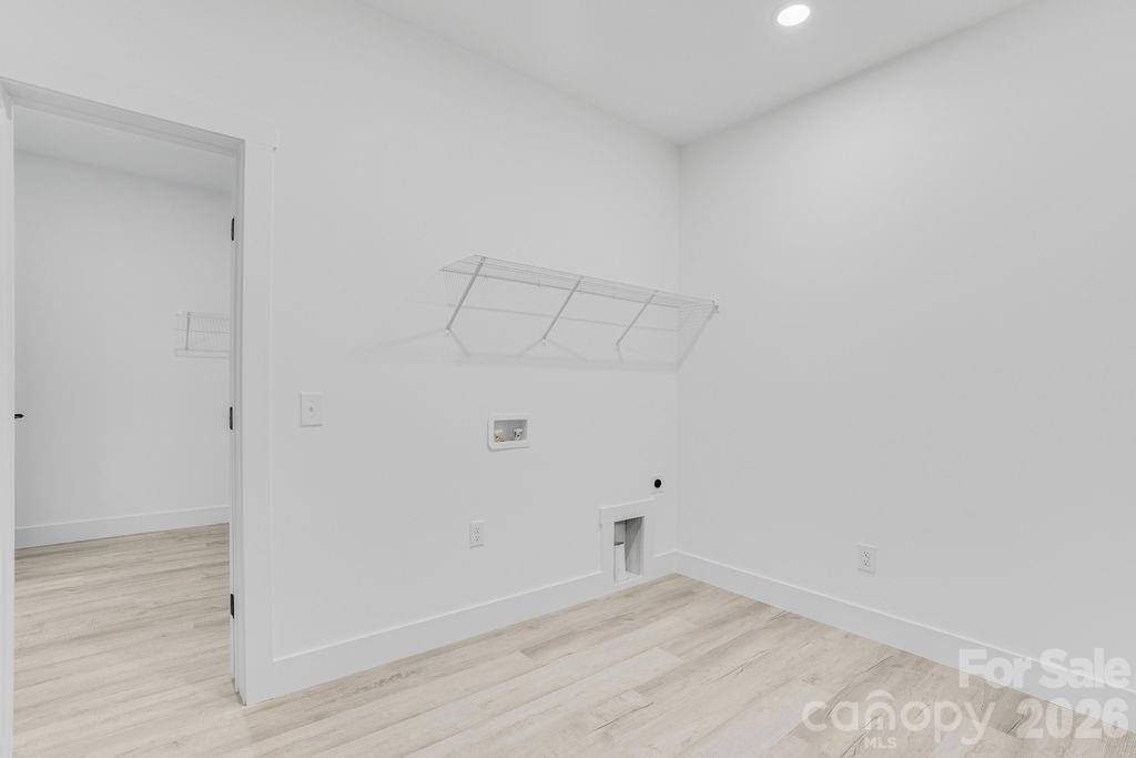 1500 Avalon Oaks Court Dallas NC 28034