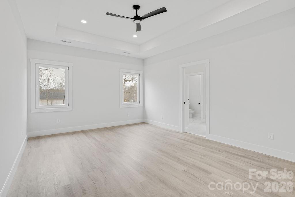 1500 Avalon Oaks Court Dallas NC 28034