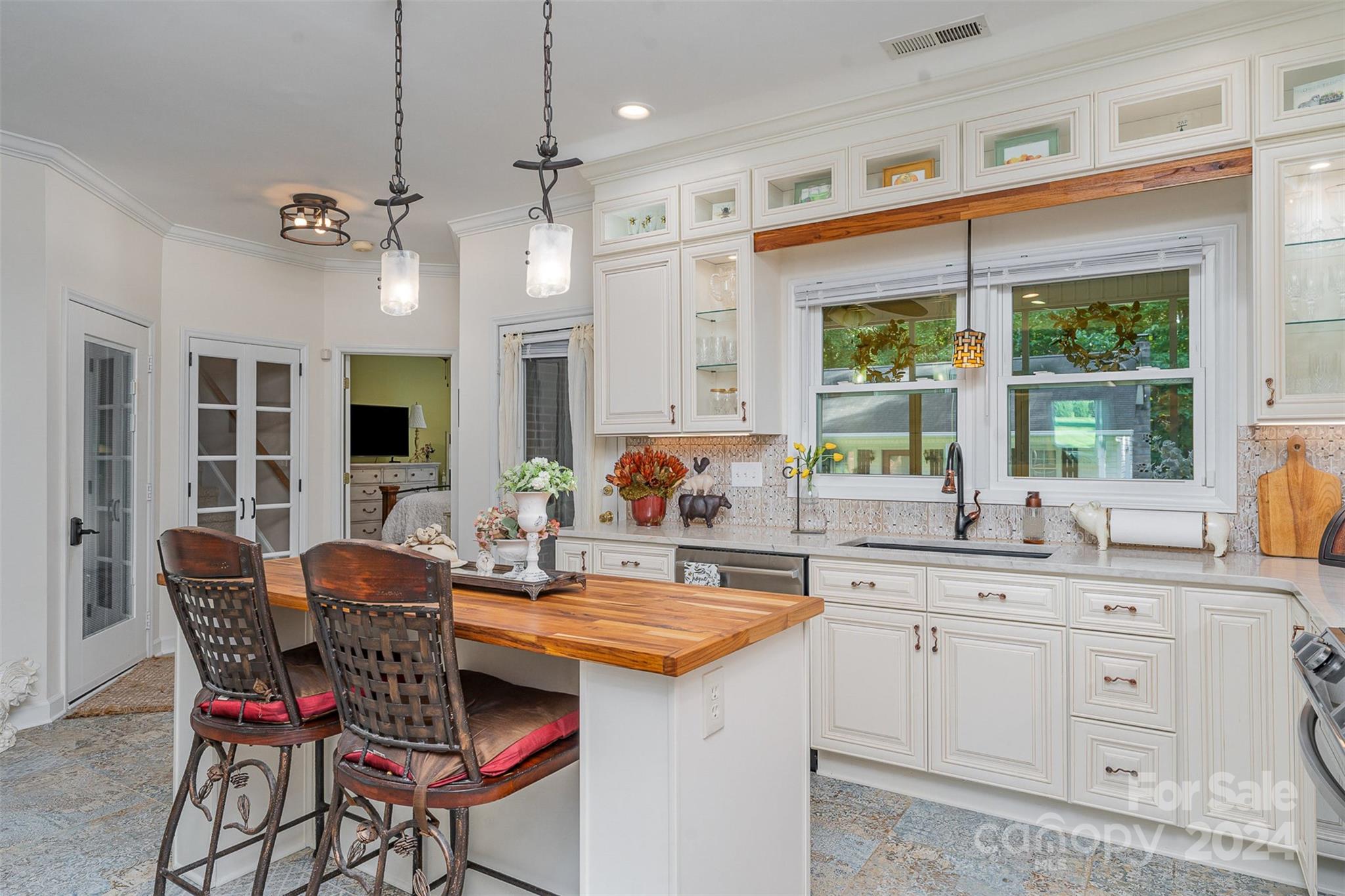 10227 Mount Holly Road Charlotte NC 28214