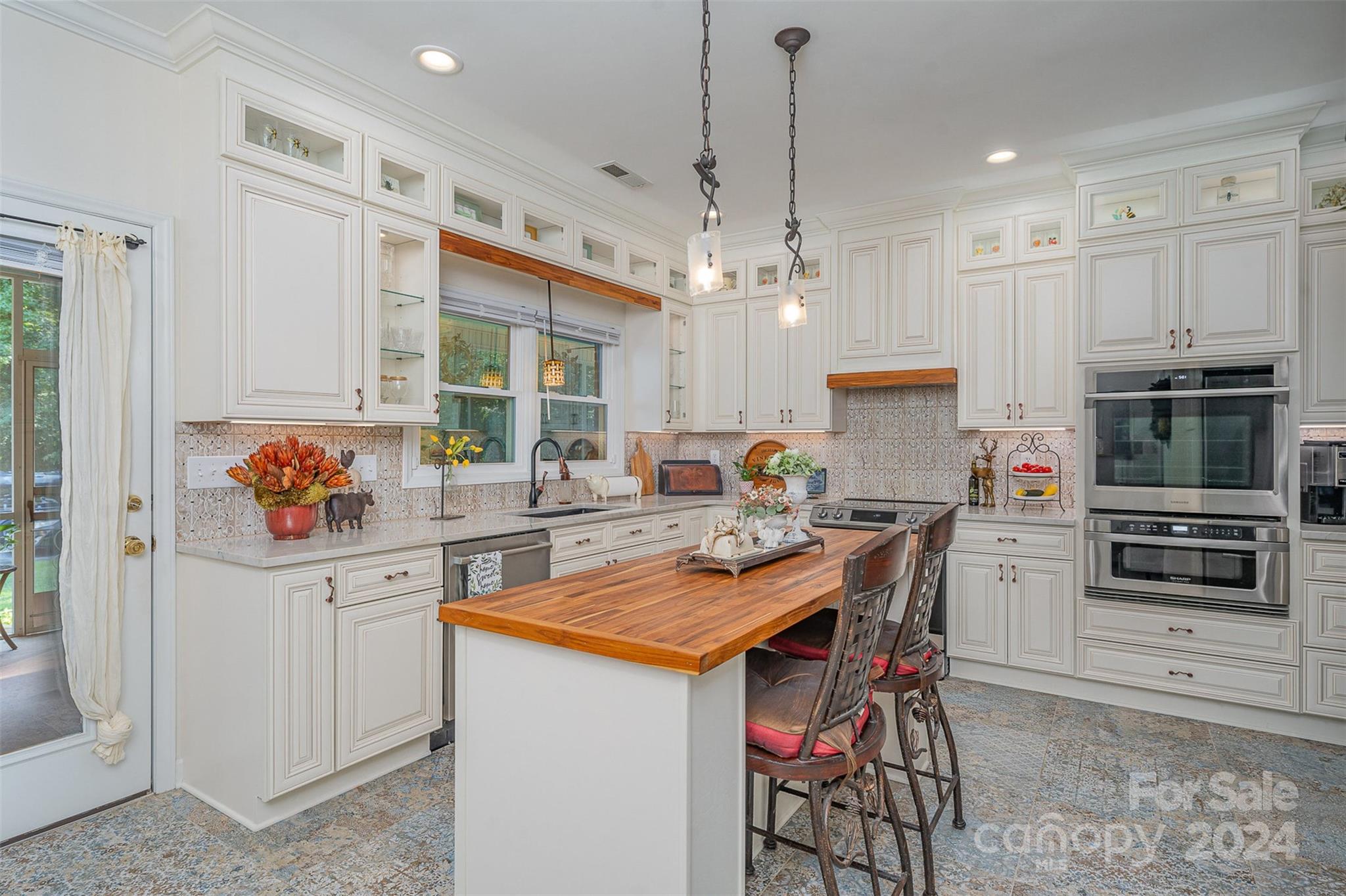 10227 Mount Holly Road Charlotte NC 28214