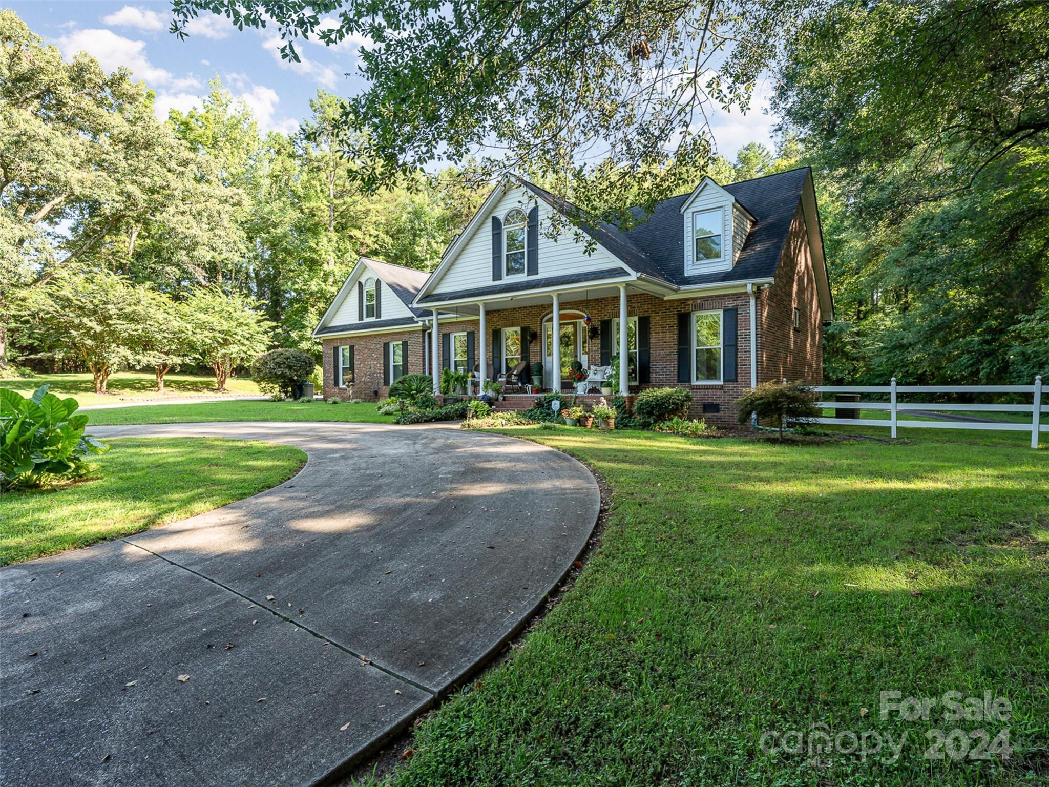 10227 Mount Holly Road Charlotte NC 28214