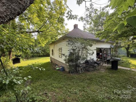 410 Whitmire Street Brevard NC 28712