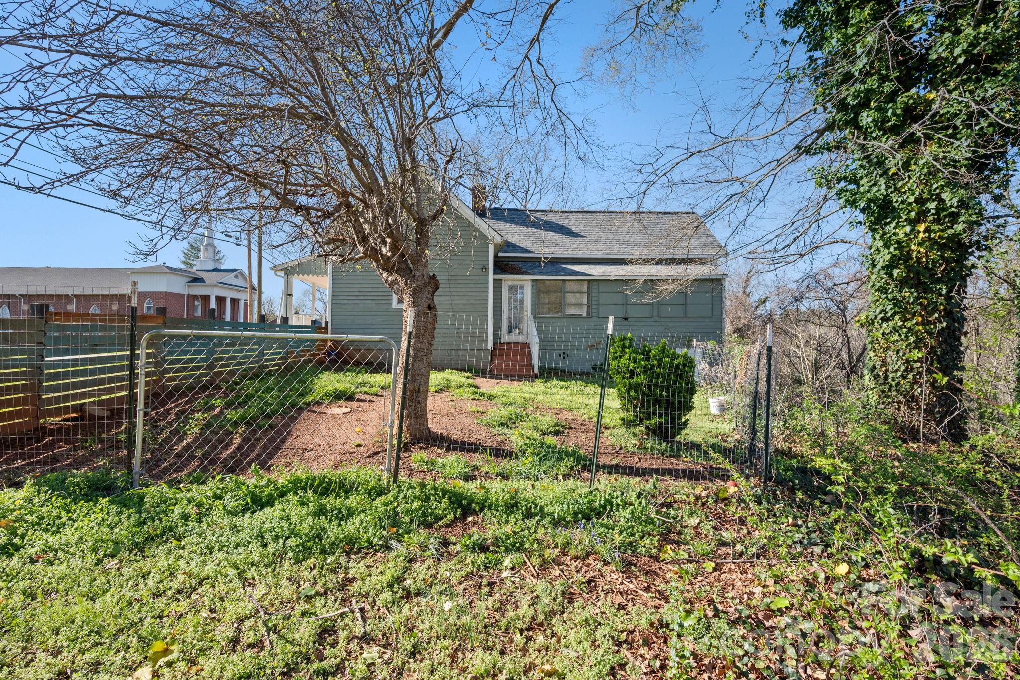 192 Spencer Street Ellenboro NC 28160