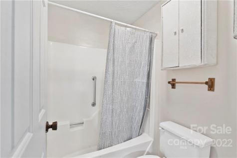 140 Holly Street Black Mountain NC 28711