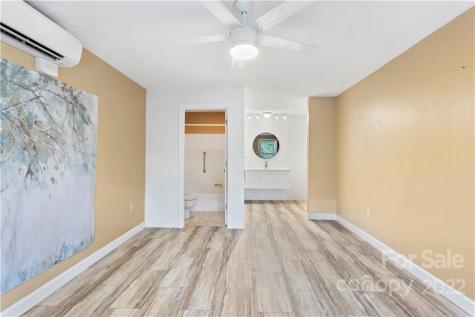 140 Holly Street Black Mountain NC 28711