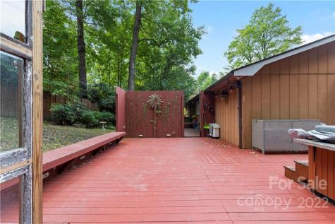 140 Holly Street Black Mountain NC 28711
