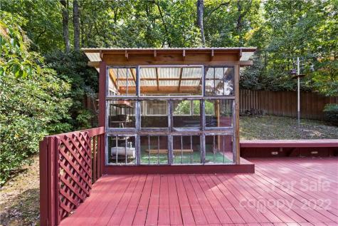 140 Holly Street Black Mountain NC 28711