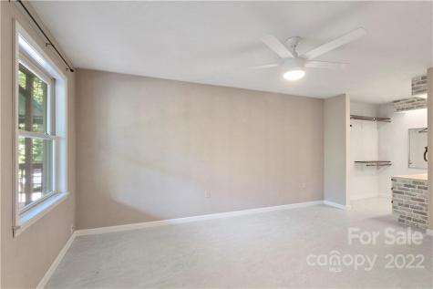 140 Holly Street Black Mountain NC 28711