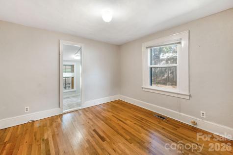 171 Wellington Street Asheville NC 28806