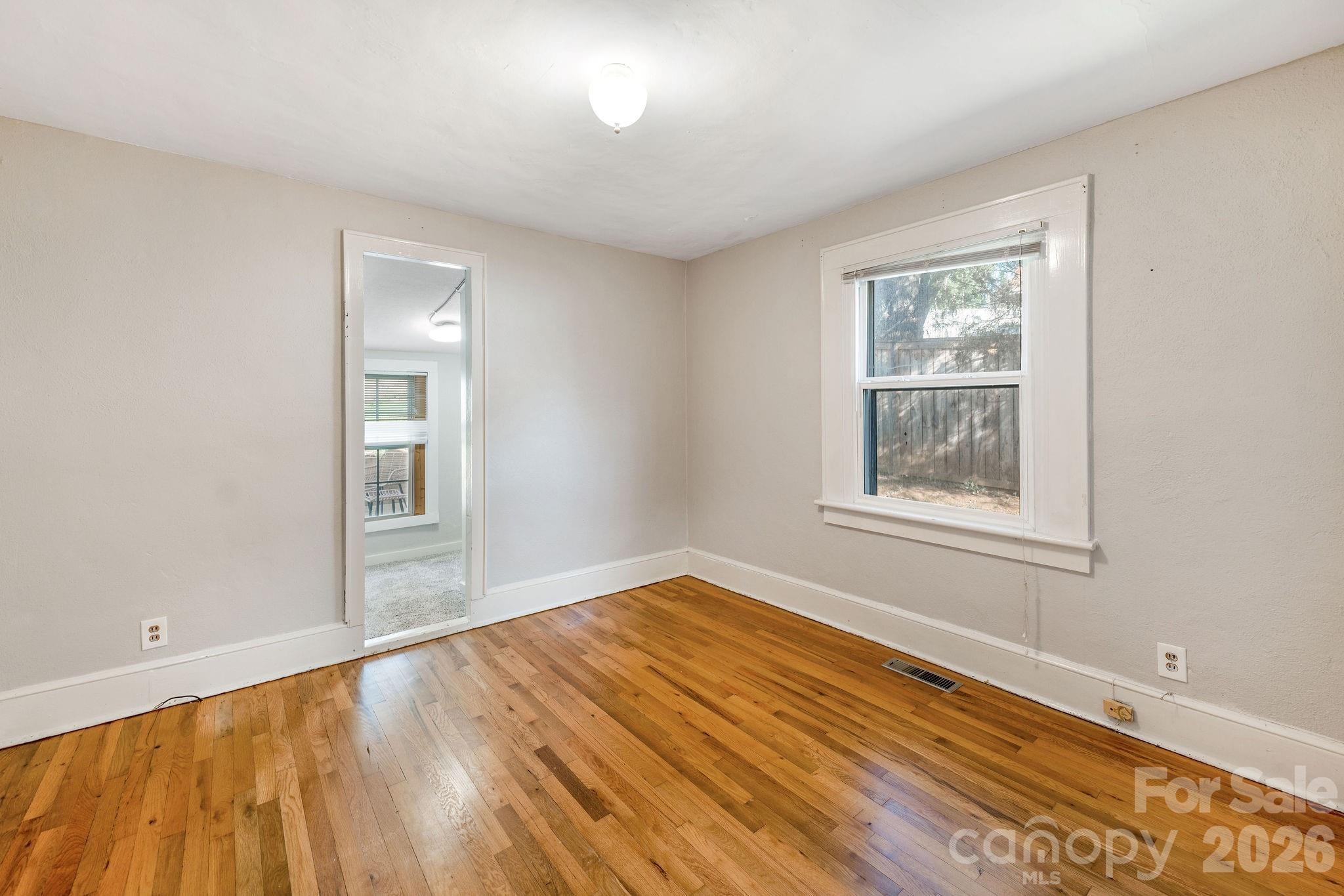 171 Wellington Street Asheville NC 28806