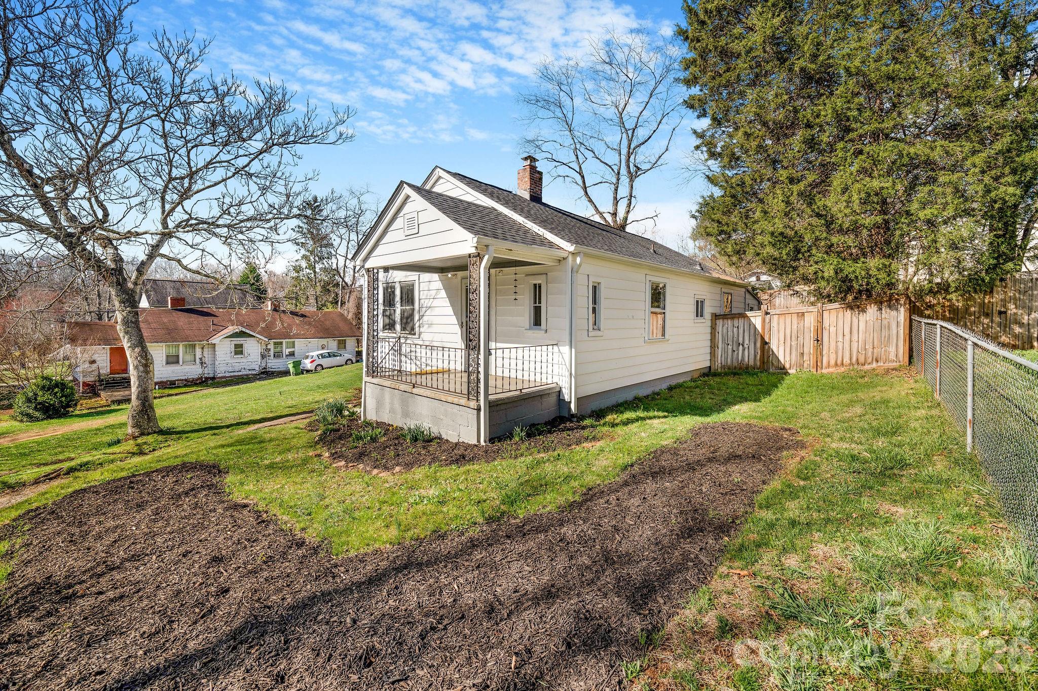 171 Wellington Street Asheville NC 28806