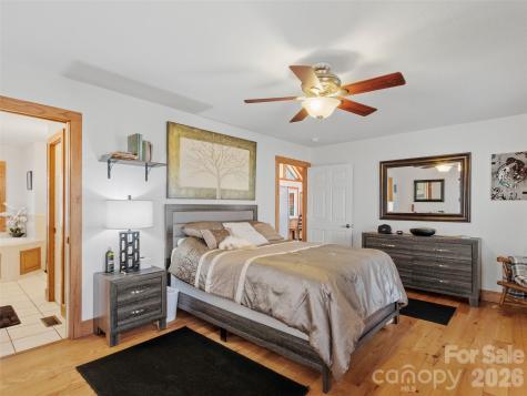 462 Little Mountain Road Bakersville NC 28705