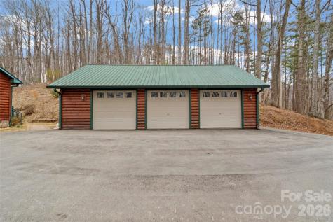 462 Little Mountain Road Bakersville NC 28705